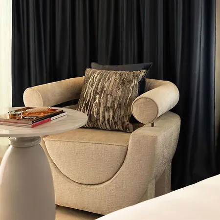Sls Barcelona 5* 巴达洛纳