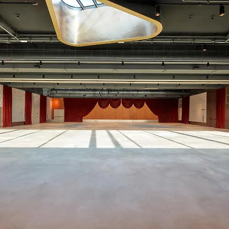 Sls Barcelona 巴达洛纳