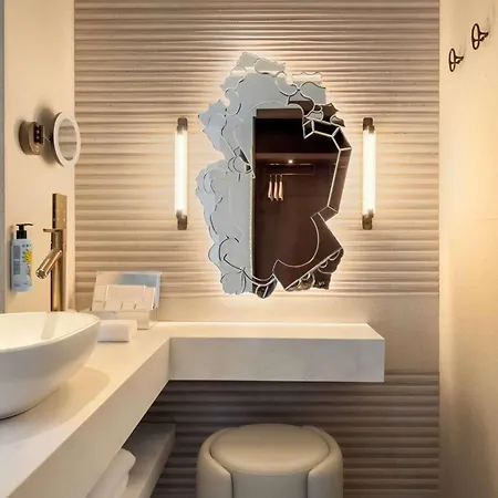 ホテル Sls Barcelona バダロナ