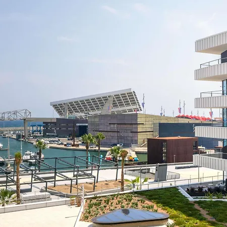 ホテル Sls Barcelona バダロナ