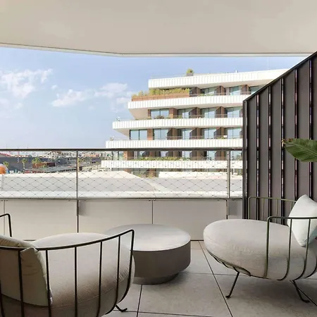 Sls Barcelona バダロナ