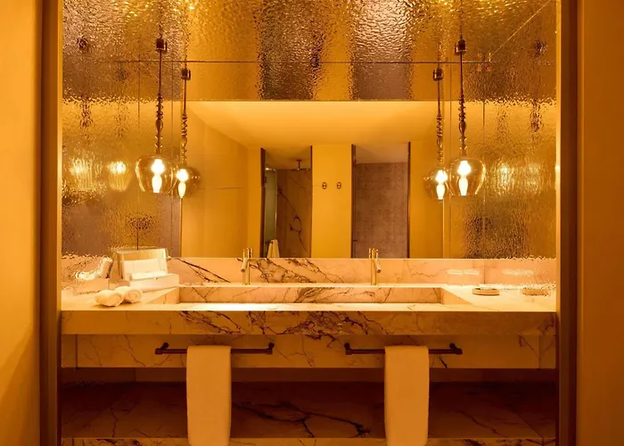 Sls Barcelona 5* 巴达洛纳