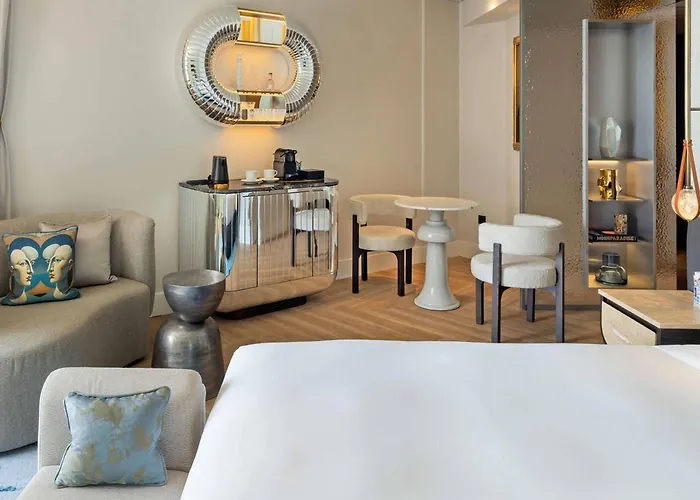 Sls Barcelona 5* 巴达洛纳